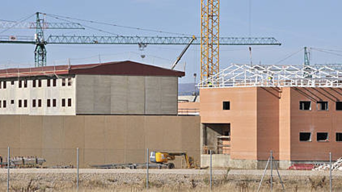 Obras de la cárcel. /V. G. -
