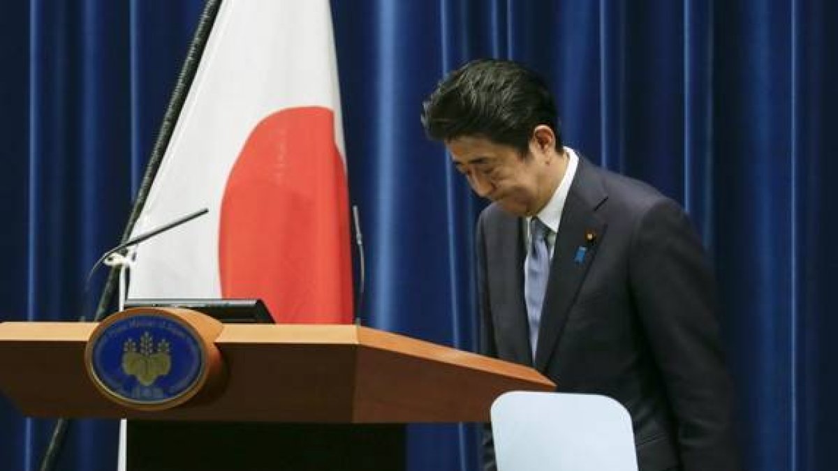 El primer ministro japonés, Shinzo Abe, durante su discurso, este viernes.-Foto:   EFE / KIMIMASA MAYAMA