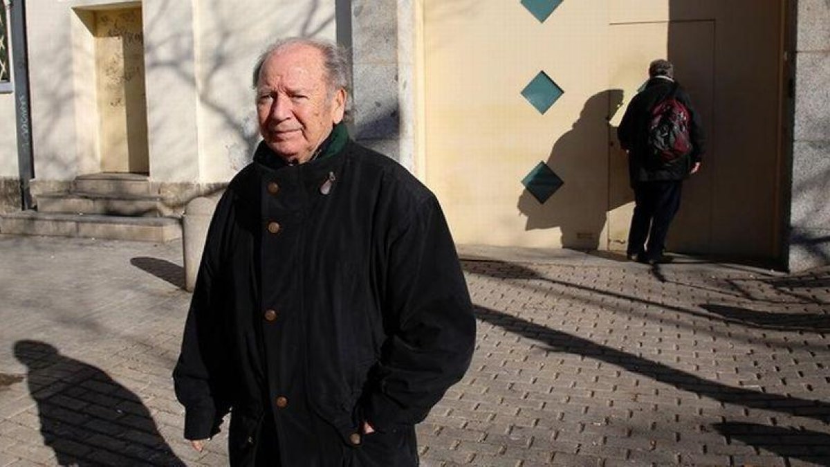 Josep Lluis Núñez, en diciembre del 2014, se registra en el centro penitenciario de régimen abierto de la Trinitat.-RICARD CUGAT