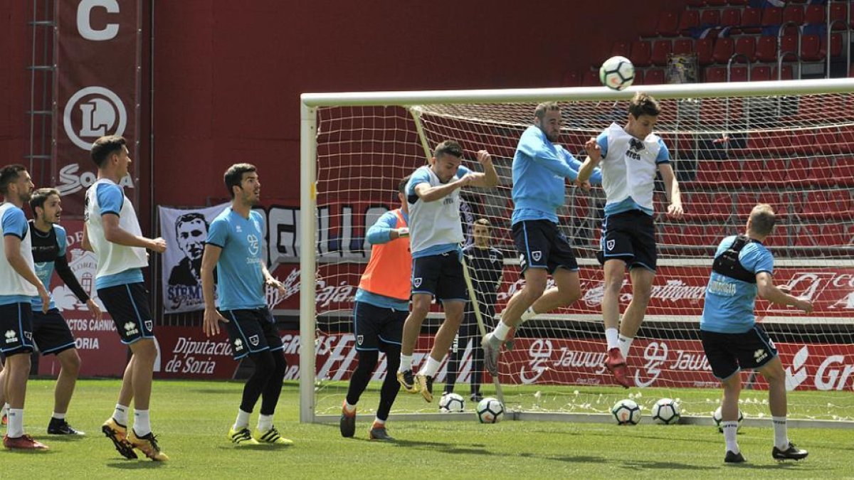 El Numancia quiere el pleno al seis en los dos últimos partidos en Los Pajaritos y para ello busca superar al Valladolid.-Valentín Guisande