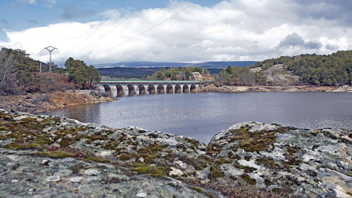 Embalse Cuerda del Pozo.-MARIO TEJEDOR
