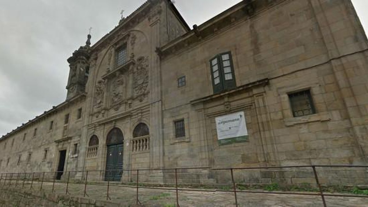 Fachada del convento de clausura de las Mercedarias, en Santiago de Compostela.-