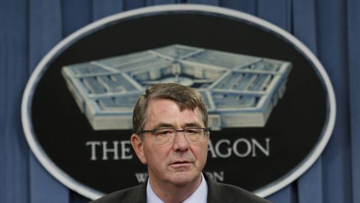 El secretario de Defensa de EEUU, Ash Carter, en una rueda de prensa en el Pentágono.-Foto: REUTERS / YURI GRIPAS