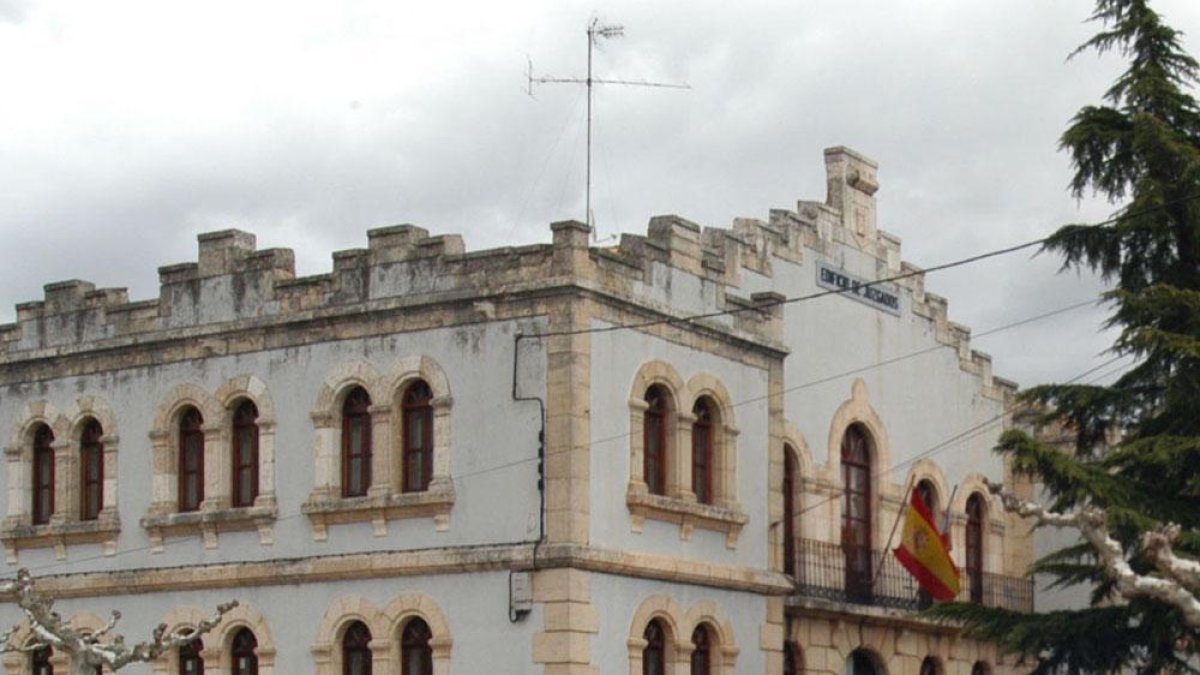 Juzgados de El Burgo-Valentín Guisande