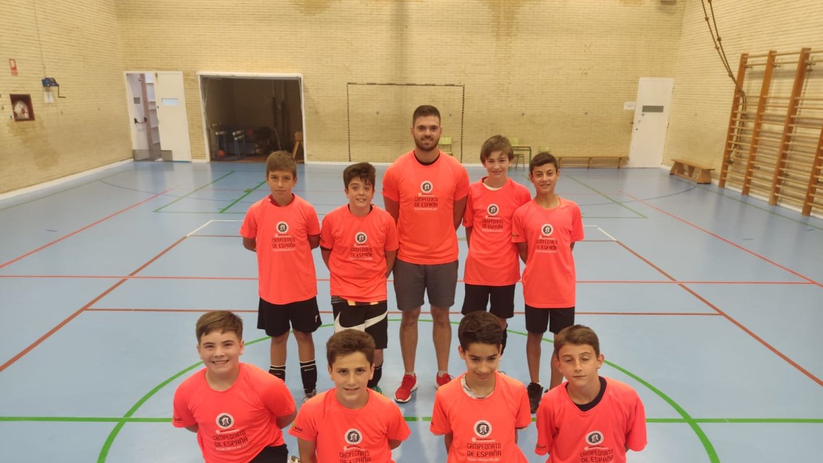 El alevín masculino del Sporting ya está en los octavos del Nacional. HDS