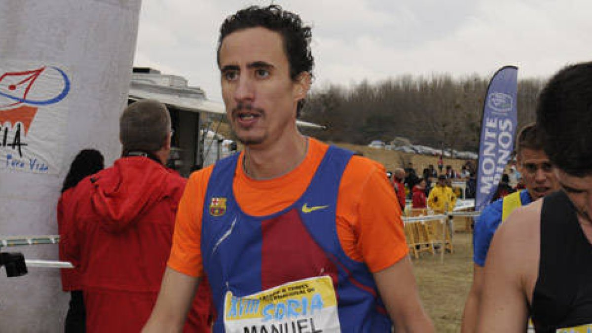 Manuel Olmedo durante la disputa del Cross de Soria. / VALENTÍN GUISANDE-