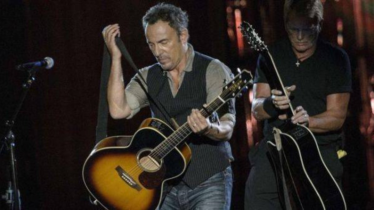 Bruce Springsteen, durante el concierto en honor de los veteranos de guerra en Washington.-Foto: AFP PHOTO / BRENDAN SMIALOWSKI
