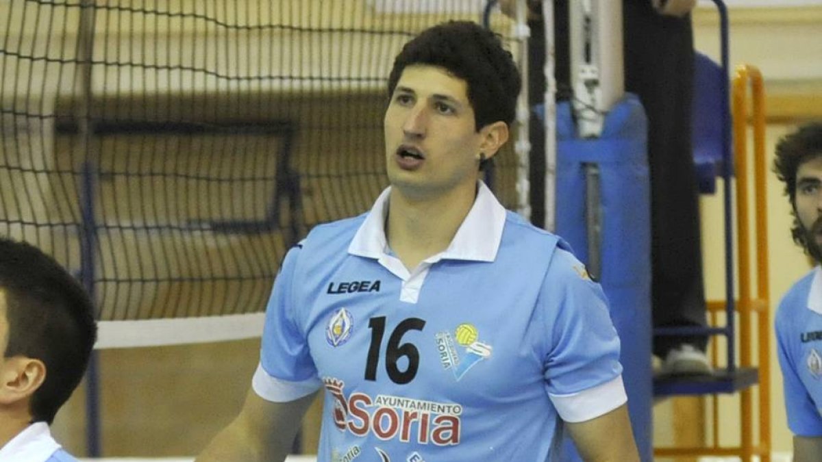 Alberto Salas volverá a vestir de celeste.-Valentín Guisande
