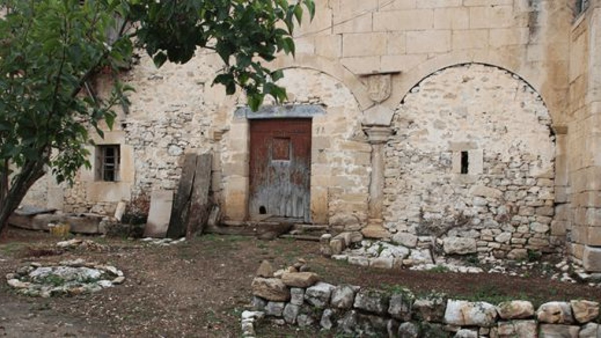 Fachada de un Palacio en Burgos, incluido en la Lista Roja hace poco tiempo.-HDS
