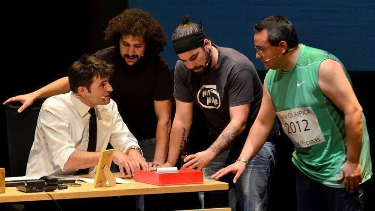 Representación del montaje ‘Soria olímpica’. / ÁLVARO MARTÍNEZ-