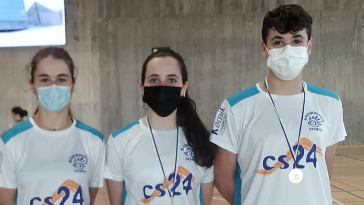 Daniel Corchón, Ana Peñaranda y Javier Barrios.-HDS
