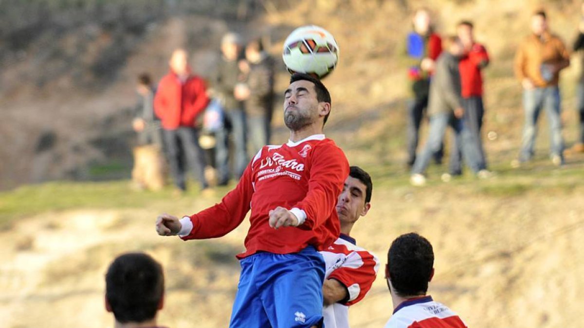El Uxama lograba un valioso empate en Segovia y está a puertas del ascenso a Tercera.-Diego Mayor