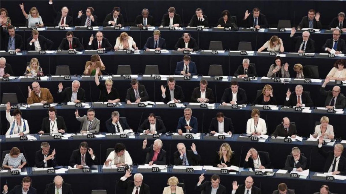 El pleno del Eurogrupo en Estrasburgo.-AFP / FREDERICK FLORIN