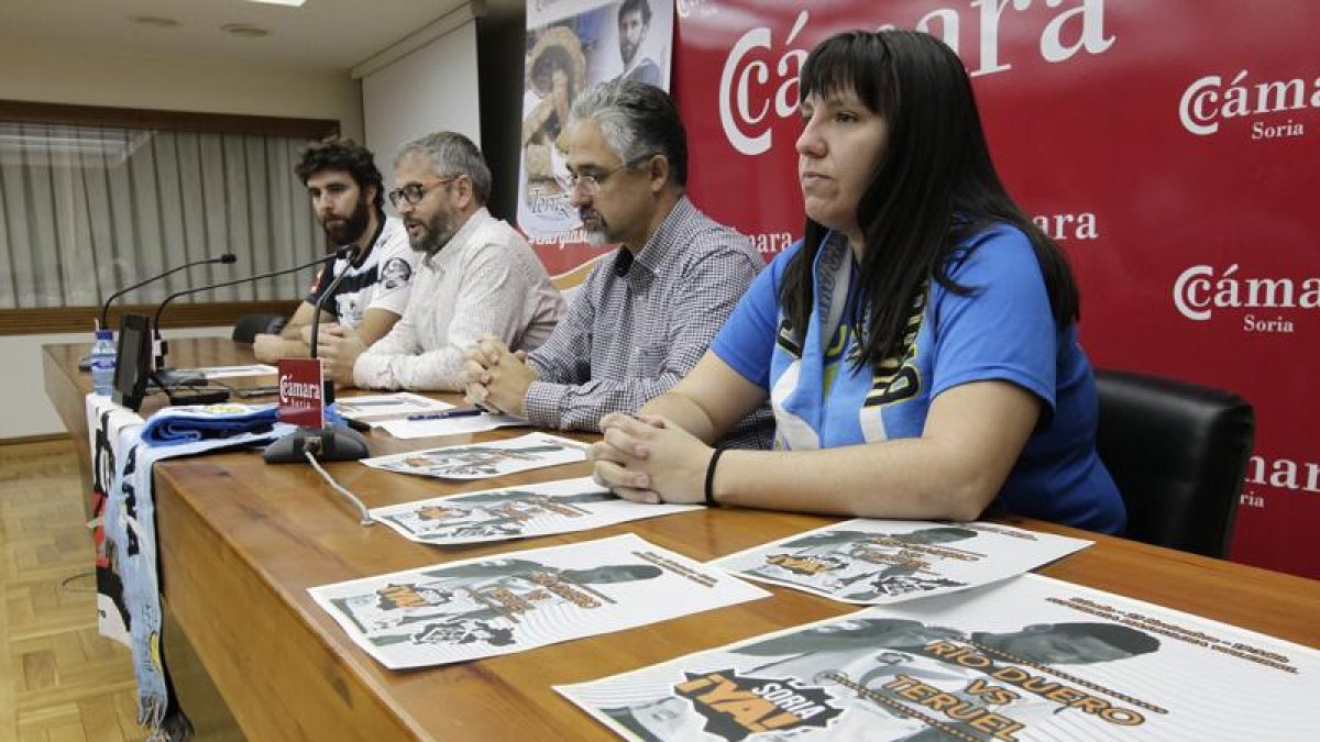 Laura Gil, Carlos Vallejo, Alfredo Cabrerizo y Manuel Sevillano, ayer en la Cámara de Comercio de Soria en la presentación de los actos.-LUIS ÁNGEL TEJEDOR
