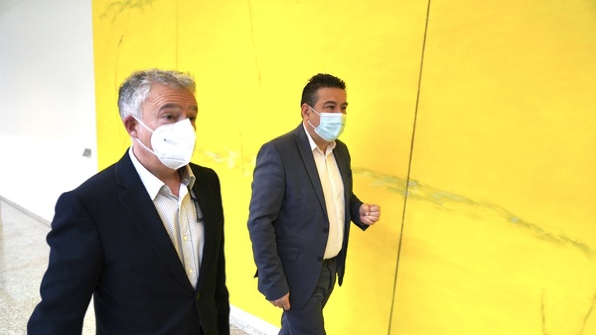 Ceña y Santos poco antes de la firma del pacto para crear un grupo propio. ICAL