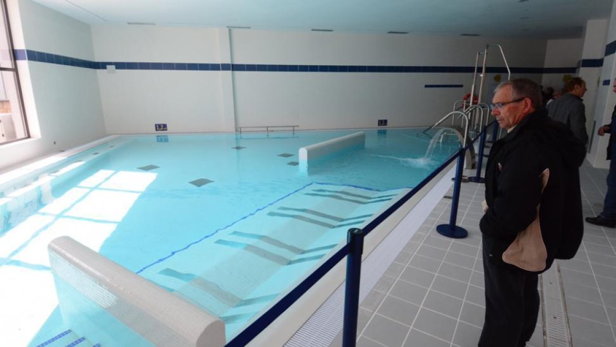 El balneario urbano, el día de su inauguración en la primavera de 2016.-HDS