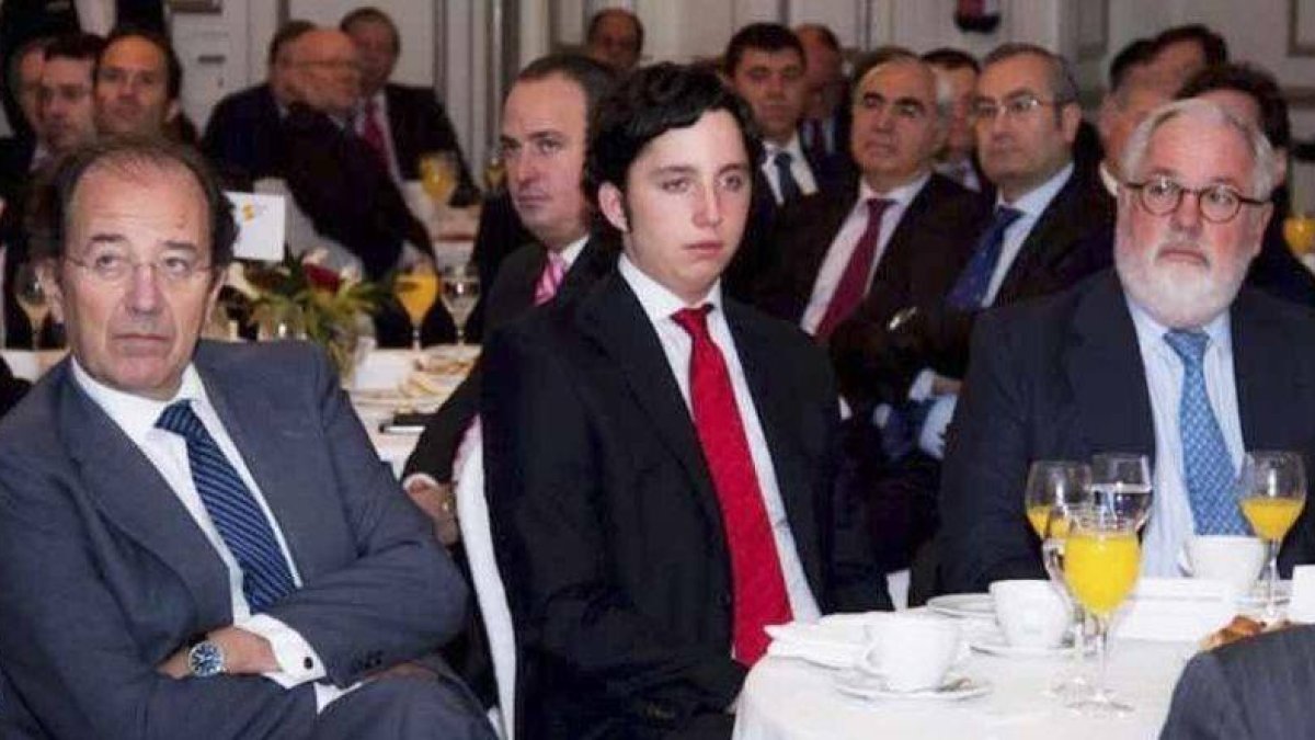 Con el comisario de Energía, Miguel Arias-Cañete.-