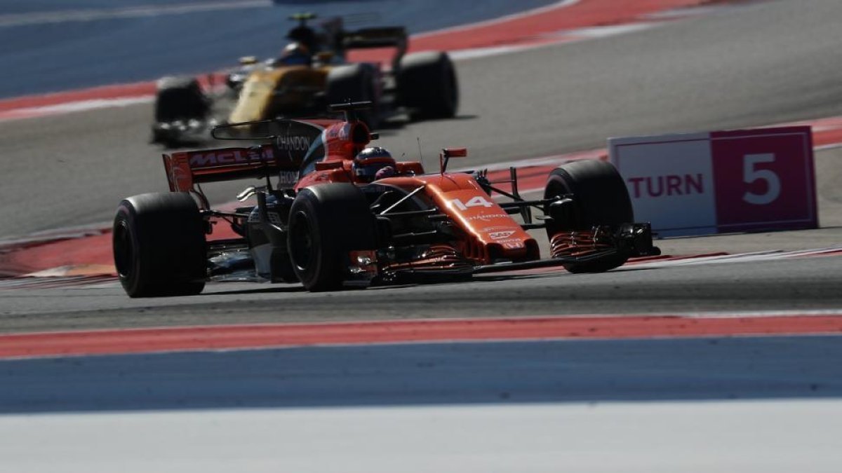 Fernando Alonso, poco antes de abandonar-EFE