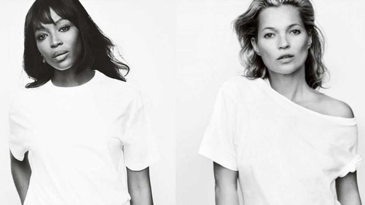 Naomi Campbell y Kate Moss, fotografiadas por Mario Testino para la campaña británica contra el cáncer de mama Fashion Targets Breast Cancer.-INSTAGRAM