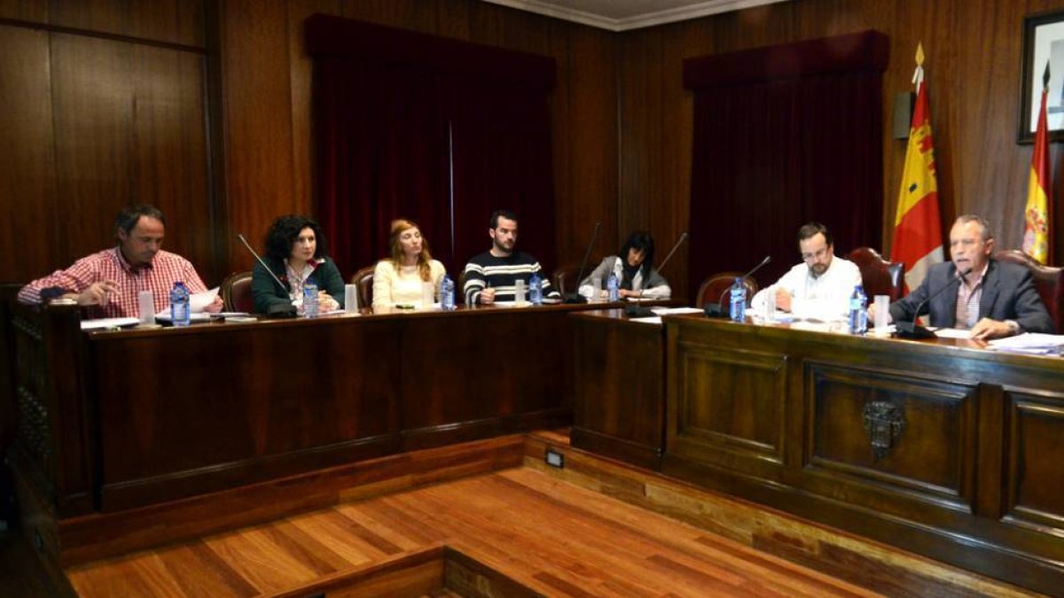 Equipo de Gobierno de la PPSO en Almazán-A. Martínez