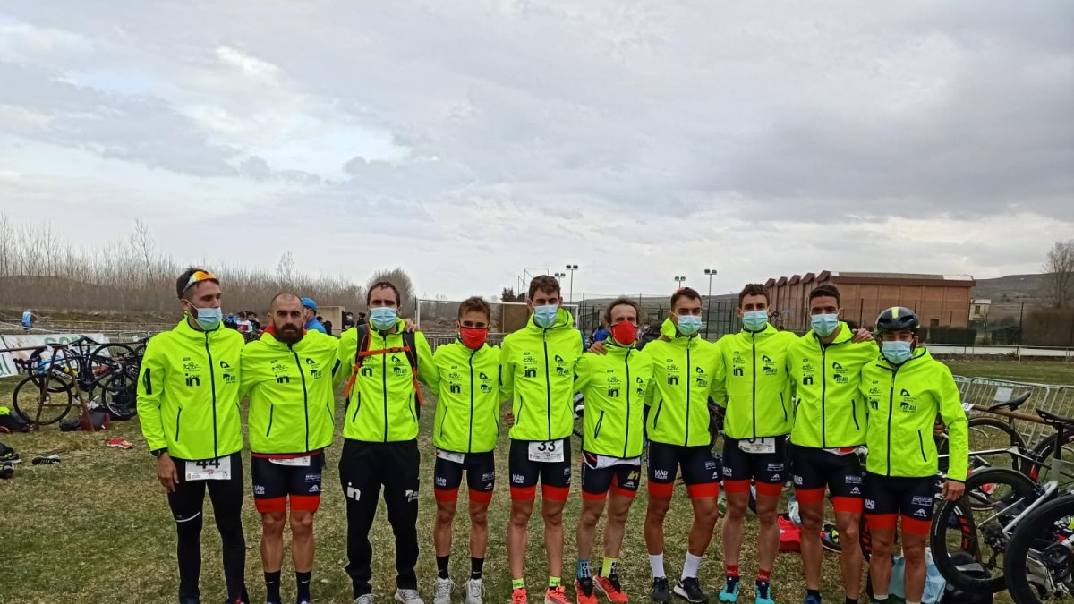 Algunos de los duatletas del Triatlón Soriano que competirán este fin de semana en Avilés en el Campeonato de España. HDS