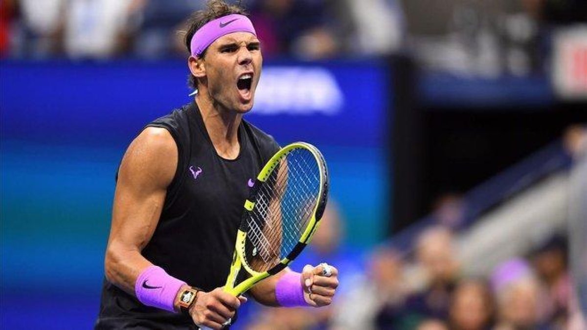 Nadal celebra un punto en la final ante Medvedev.-AFP / JOHANNES EISELE
