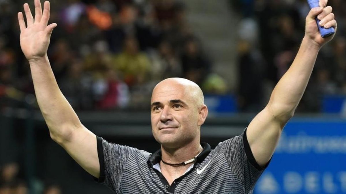 Andre Agassi, en una exhibición en el 2014.-AFP / TORU YAMANAKA