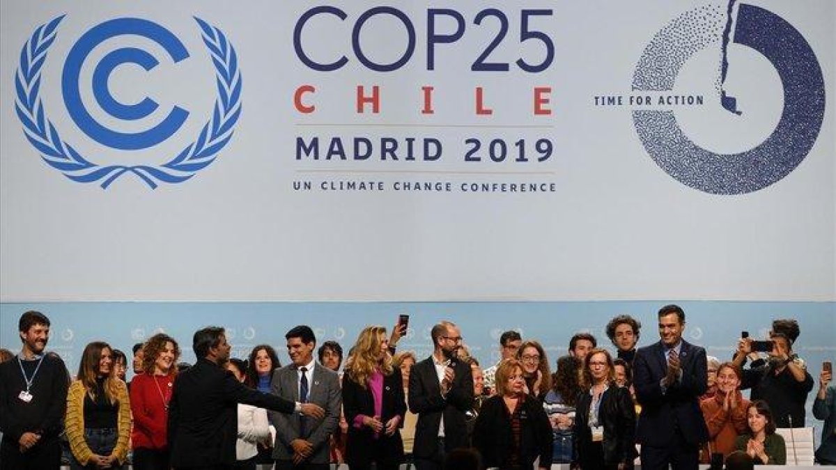 Pedro Sánchez en las instalaciones que acoge la cumbre del clima COP25.-PHILIPPE MARCOU / AFP