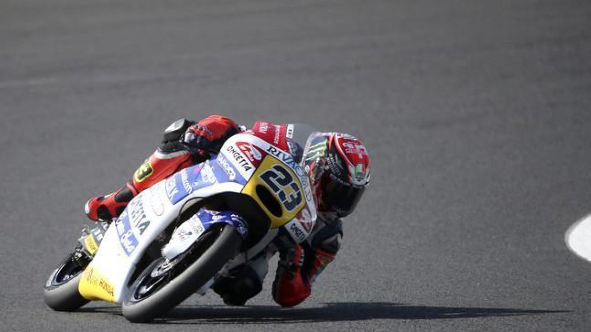 Niccolo Antonelli se ha impuesto en Moto3, en Japón.-AP