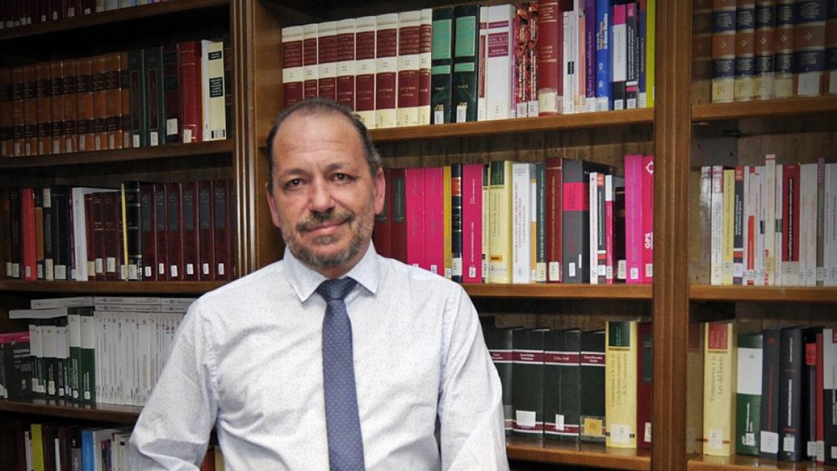 César Folch Santamaría es el nuevo decano del Colegio de Abogados de Soria.-Mario Tejedor
