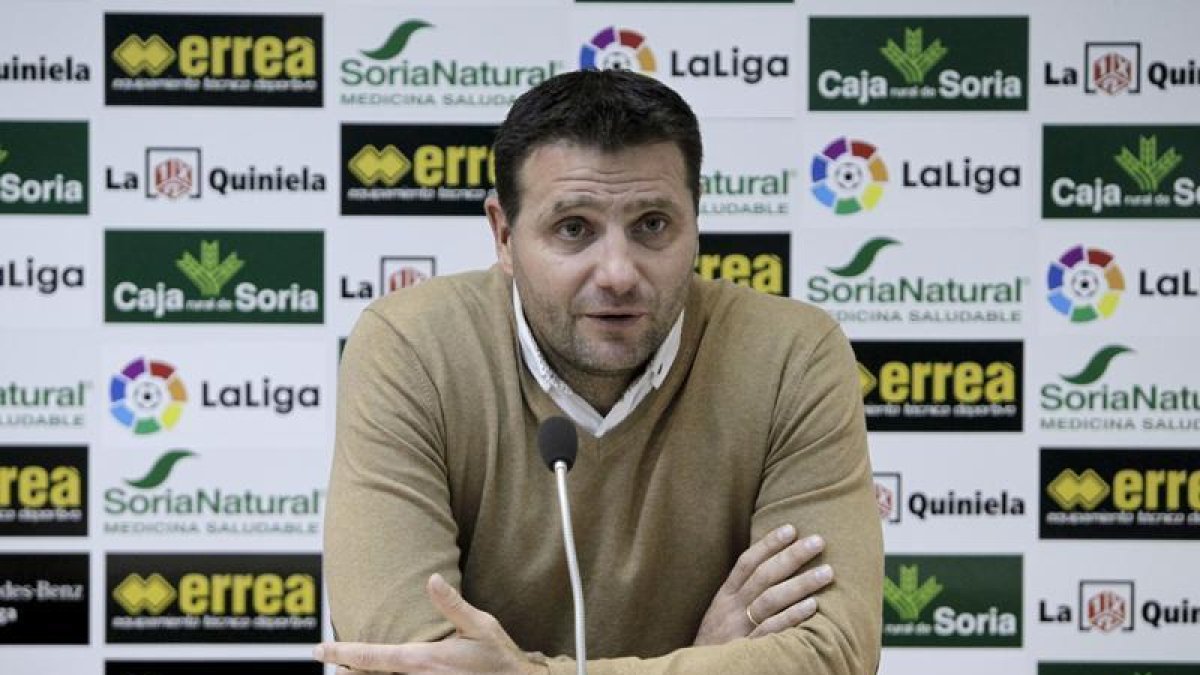 Palacios está buscando un portero en el mercado veraniego.-Luis Ángel Tejedor
