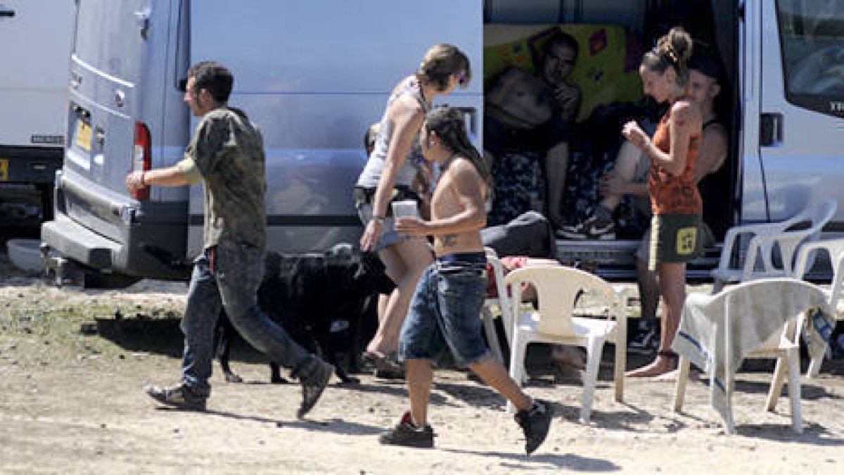 Los acampados ilegales no hicieron caso de las indicaciones oficiales. /  V. G.-