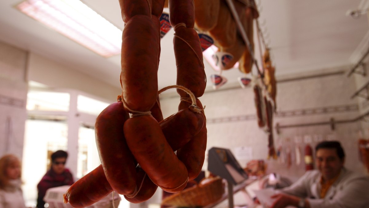 El chorizo es un elemento fundamental del Jueves Lardero. HDS