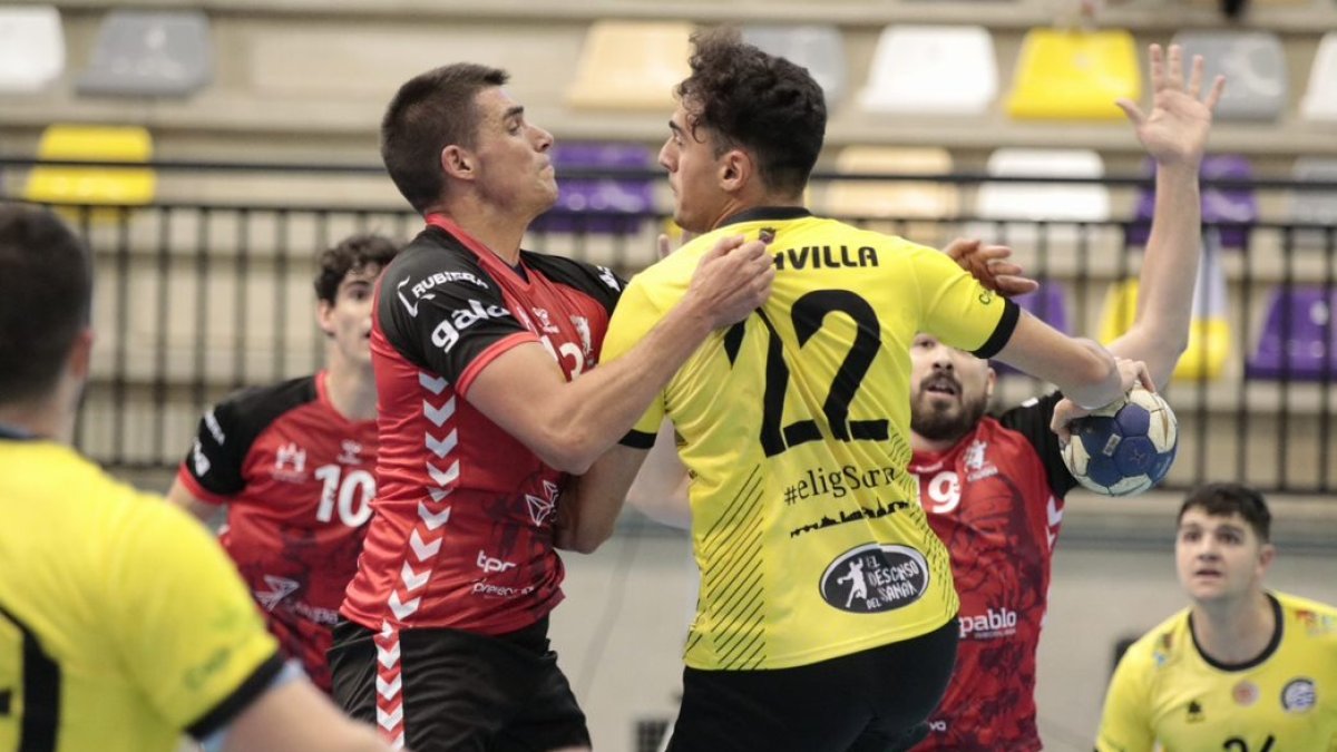Raúl Lavilla consiguió el primer gol soriano en División de Honor Plata. GONZALO MONTESEGURO