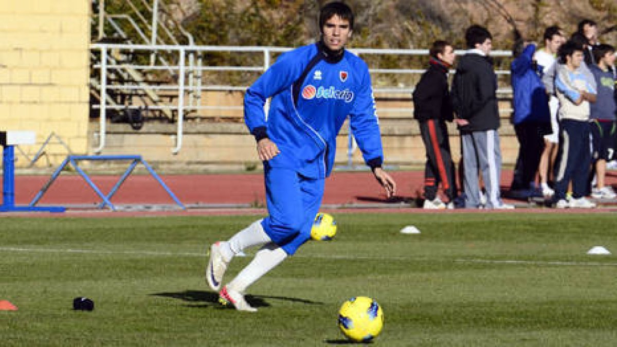 Leandro Cabrera no estará ante el Cartagena por lesión. / ÁLVARO MARTÍNEZ-