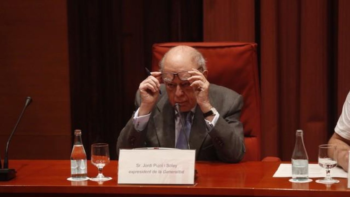 Jordi Pujol, durante su comparecencia en la comisión de investigación del Parlament.-