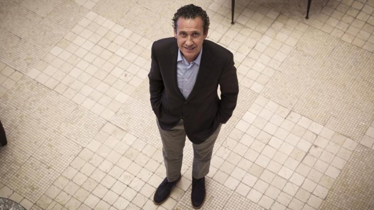 Jorge Valdano, en la presentación de su libro en Barcelona.-CARLOS MONTAÑÉS
