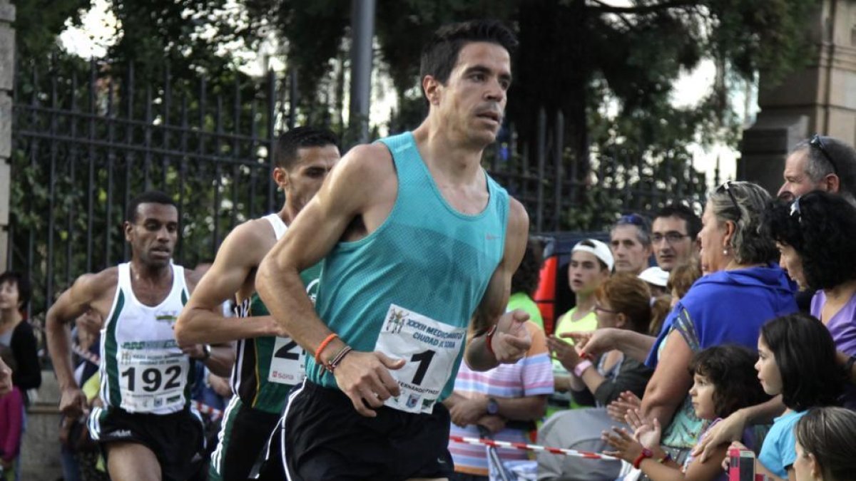 Enrique Fernández Pinedo durante una competición en Soria.-DIEGO MAYOR