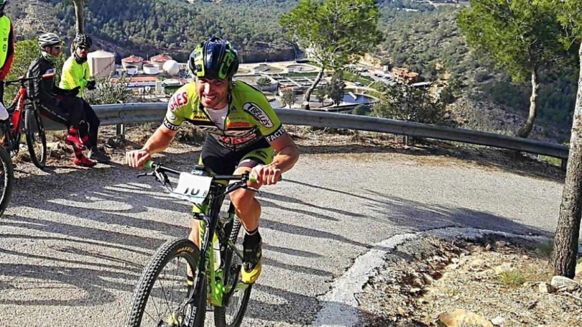 José Luis Gómez Miranda tiene entre ceja y ceja la Titan Desert, una prueba sobre la que gira la preparación de la temporada.-D.S.