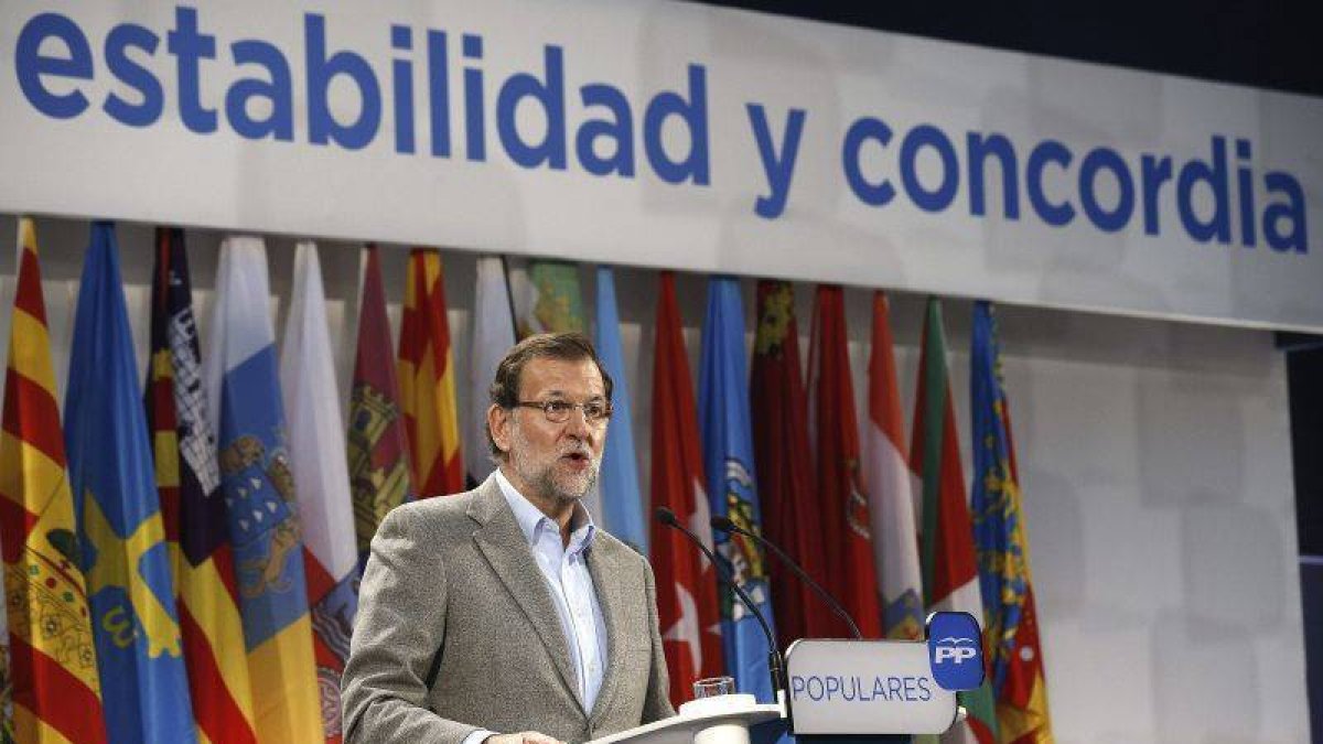 El presidente del Gobierno y del PP, Mariano Rajoy, durante su intervención en un acto celebrado hoy en la localidad segoviana de La Granja de San Ildefonso.-Foto: EFE