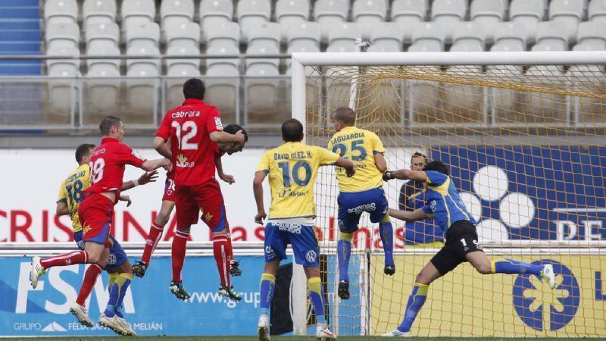 El Numancia empató ante Las Palmas. / ÁREA 11-