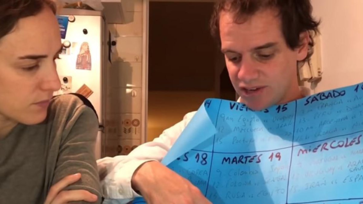 El calendario de no molestar de un seguidor de Argentina para el Mundial-/ PERIODICO (YOUTUBE)