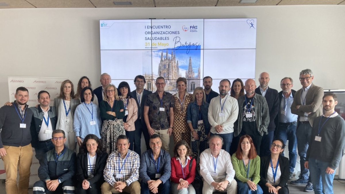 Participantes en el primer encuentro de Empresas Saludables, con cuatro representantes de Soria. HDS