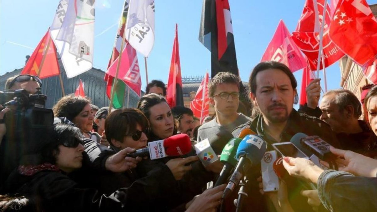 Pablo Iglesias en la concentración de trabajadores de los trabajadores de Ferrovial.-JUAN MANUEL PRATS
