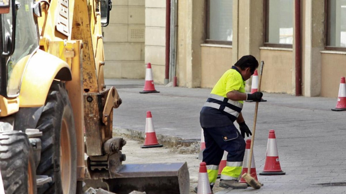 Sustitución de adoquinado en la calle San Juan de Rabanera.-Mario Tejedor