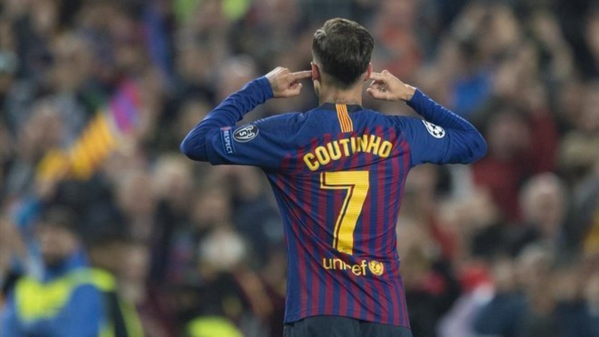 El polémico gesto de Coutinho.-