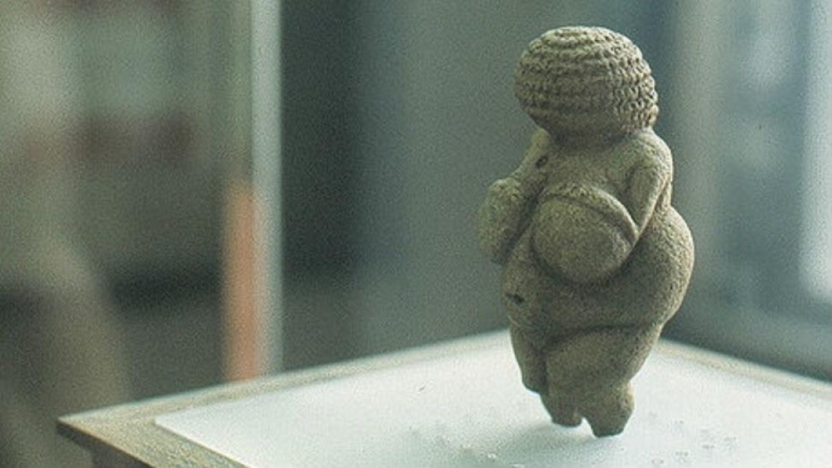La Venus de Willendorf, la escultura que Facebook considera pornográfica.-PERIODICO