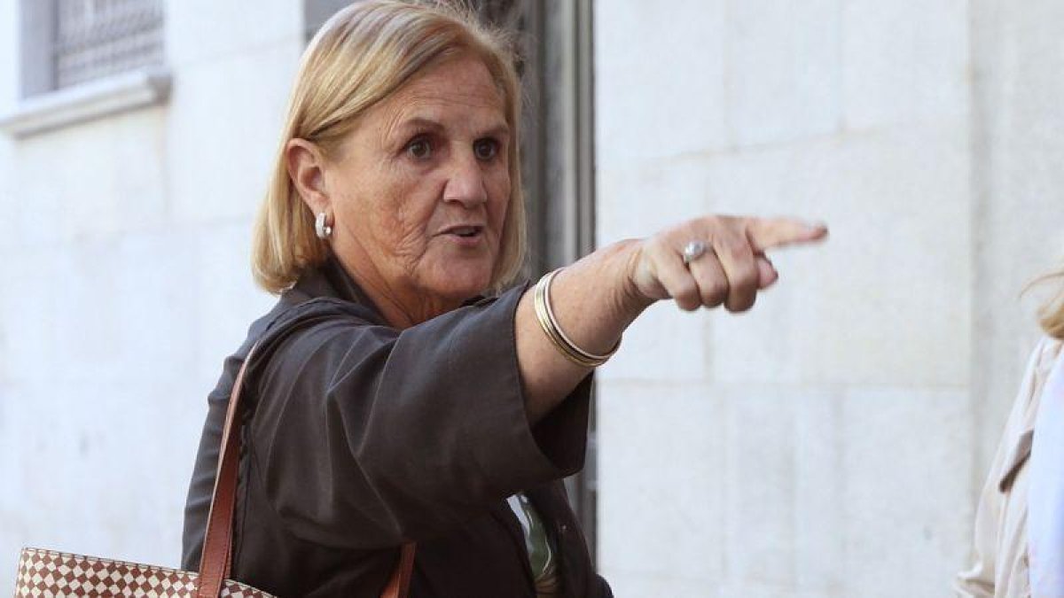 Nuevo tuit polémico de De Gispert: compara a PP y C’s con los cerdos.-EL PERIÓDICO