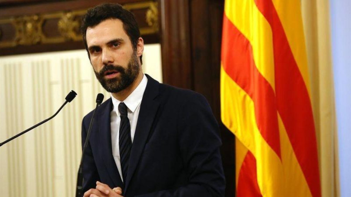 El presidente del Parlament, Roger Torrent, en una comparecencia del día 26.-RICARD CUGAT