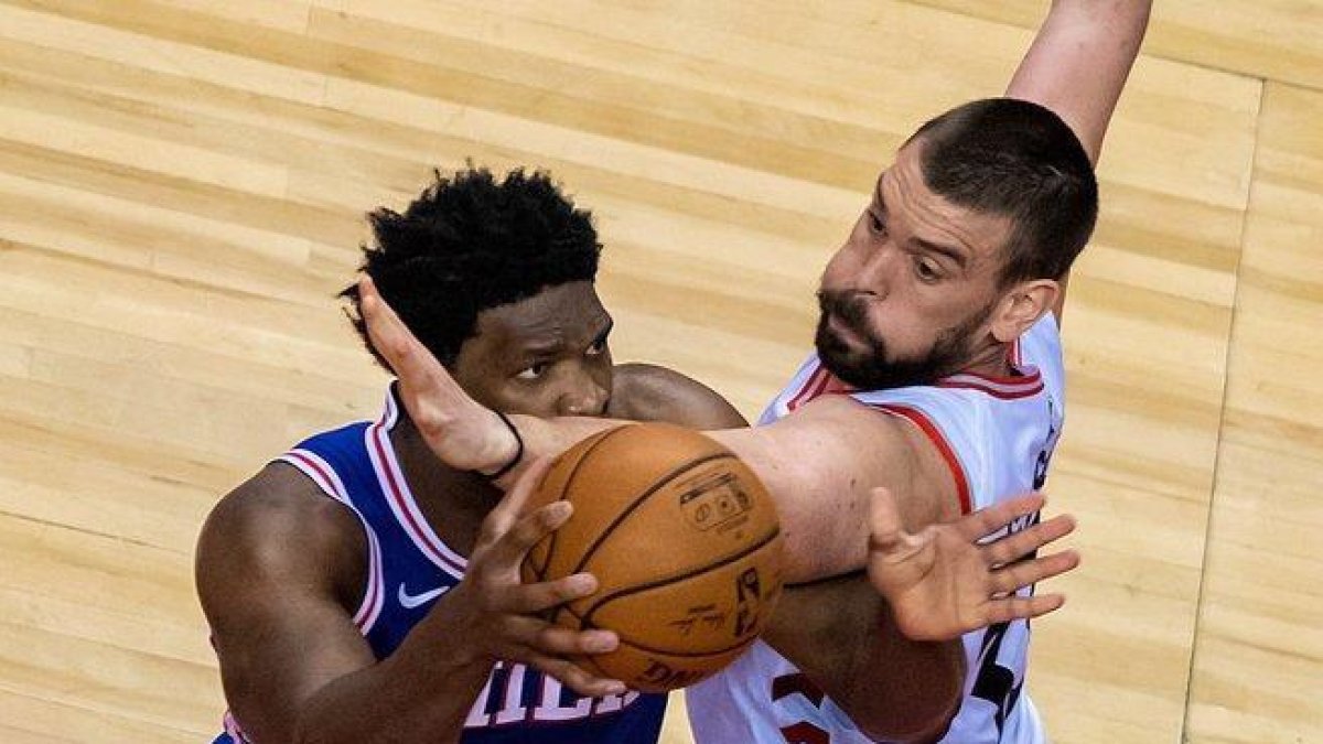 Gasol durante el partido ante los Filadelfia.-EFE